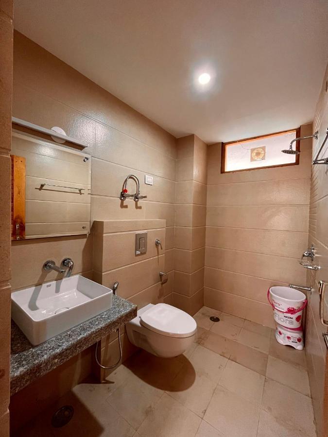Le Green Resort, Mall Road Manali Esterno foto