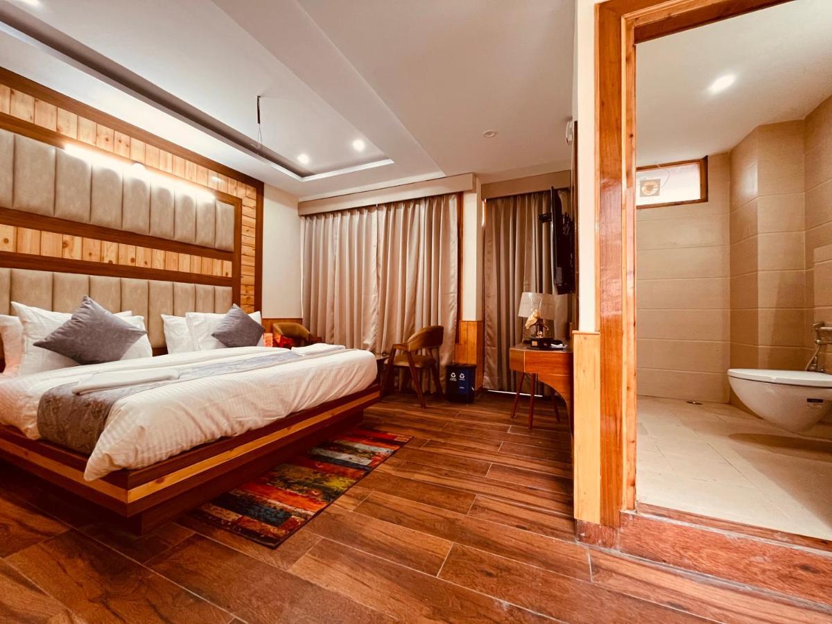 Le Green Resort, Mall Road Manali Esterno foto