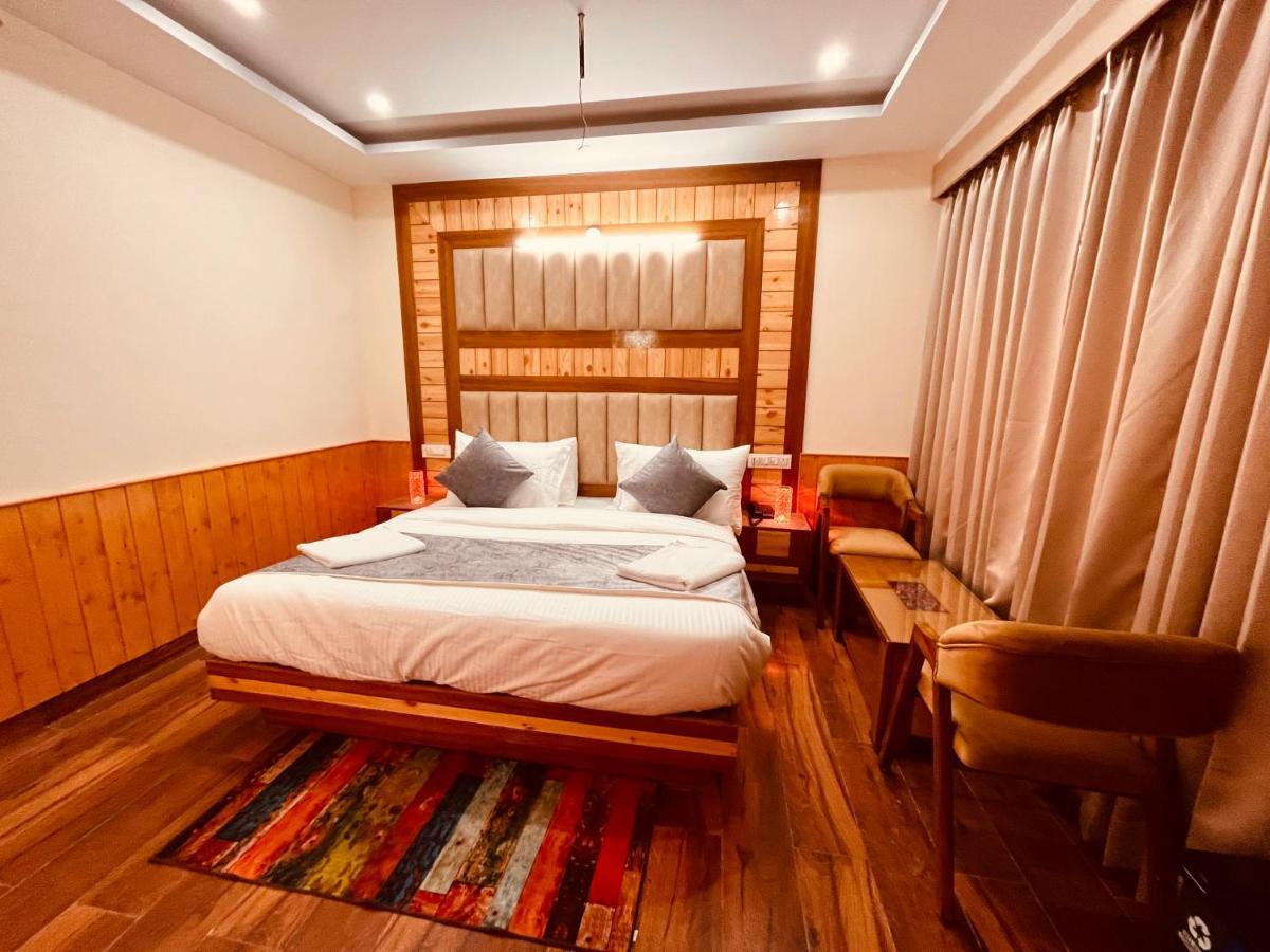 Le Green Resort, Mall Road Manali Esterno foto